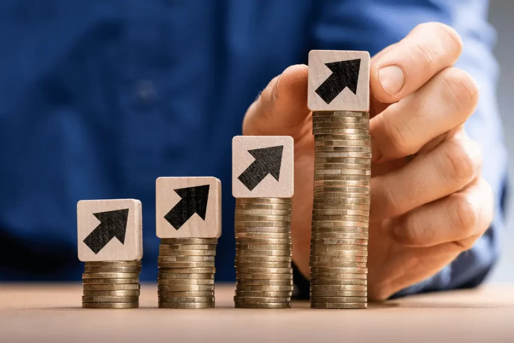 pile di monete in ordine crescente