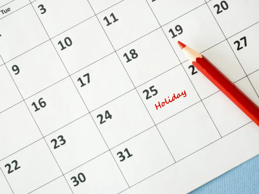 un calendario con la scritta "Holiday"