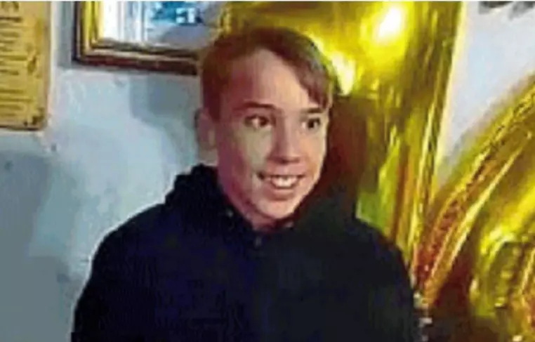 Suicidio di Paolo: una foto del 14enne durante il suo ultimo compleanno