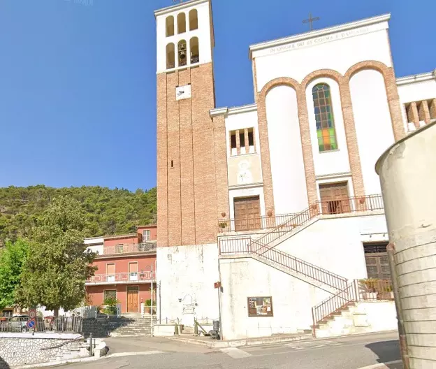 Studente suicida a Latina: la chiesa di Santi Coma e Damiano